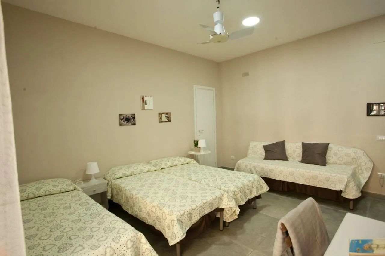 ** Bed & Breakfast B&B Cara Napoli Italy