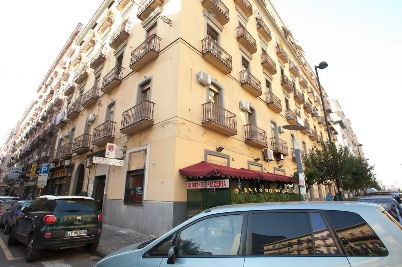 B&B Cara Napoli Bed & Breakfast